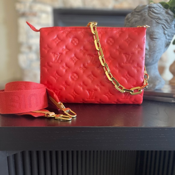 LOUIS VUITTON
Lambskin Embossed Monogram Coussin PM Red - Picture 3 of 12